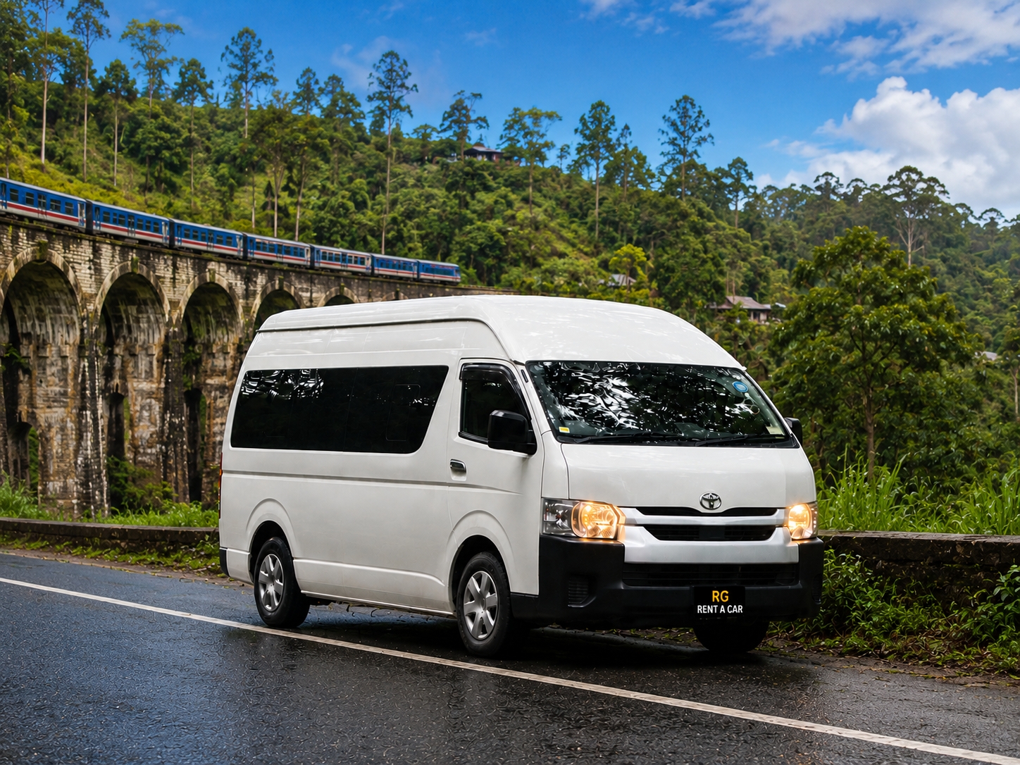 Toyota GDH223B Hiace